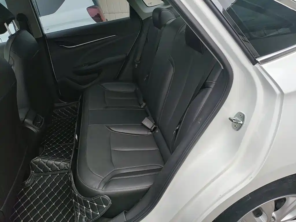 Buick Excelle — миниатюра 17