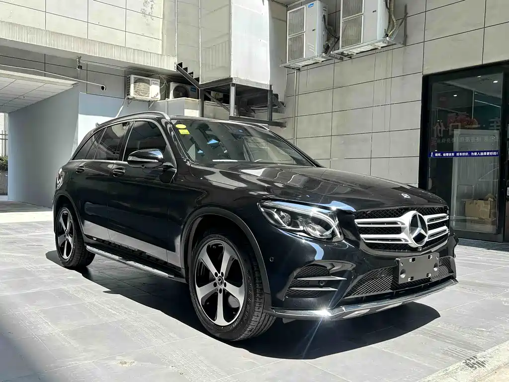 Mercedes-Benz GLC 2018 GLC 260 4MATIC Luxury