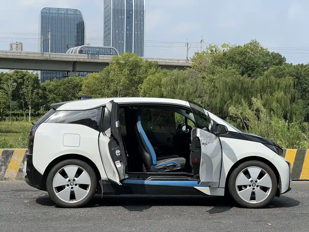 BMW i3 (Import) — миниатюра 5