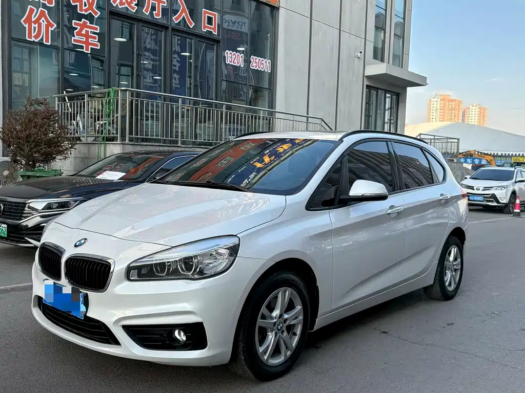 BMW 2 SERIES STATION WAGON