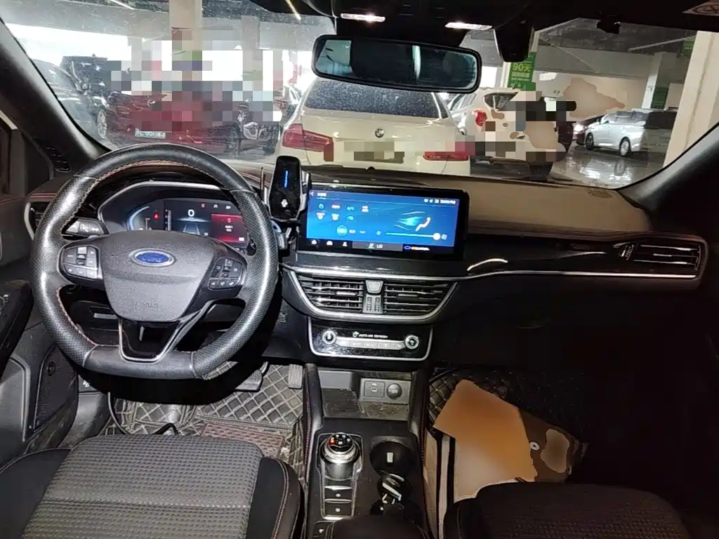 Ford Focus — миниатюра 10