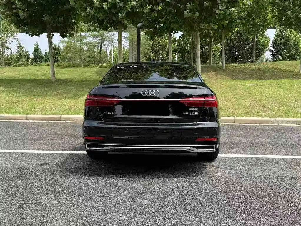 Audi A6L 2023 45 TFSI quattro Premium
