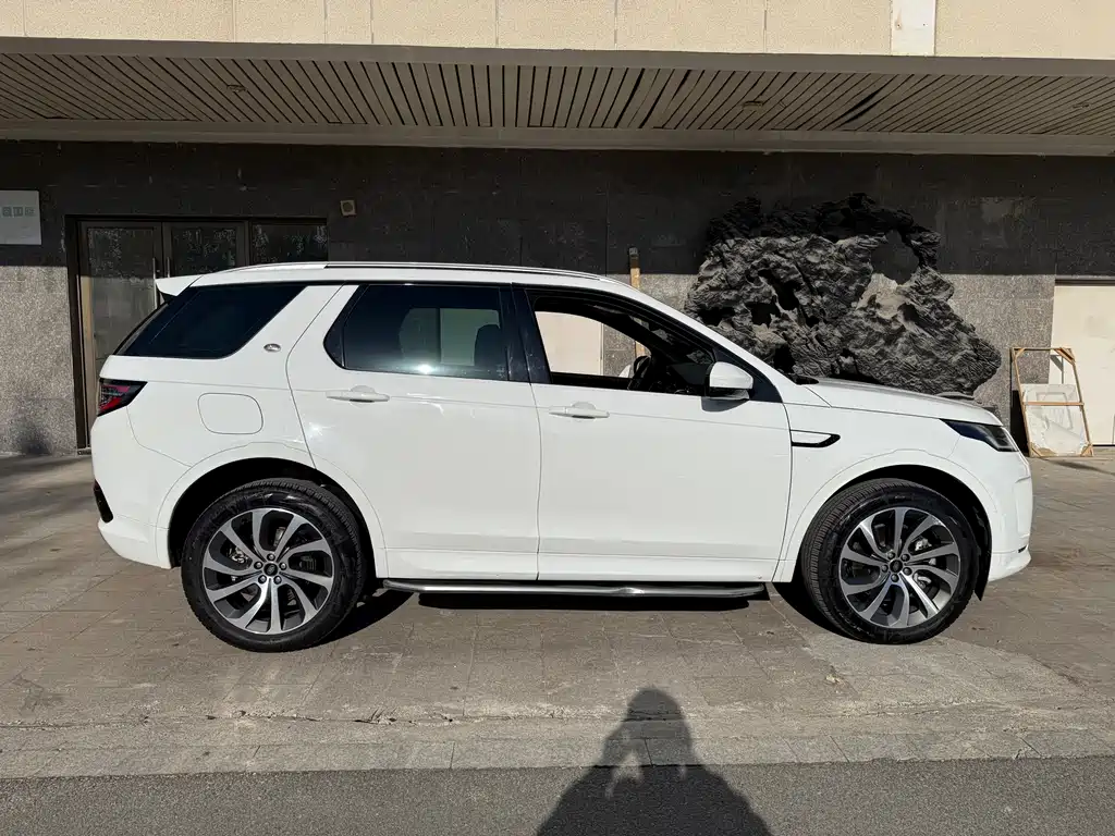 LAND ROVER DISCOVER SPORTS