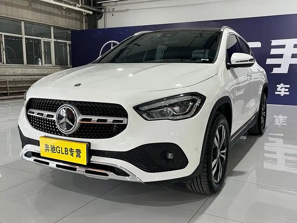 Mercedes-Benz GLA — миниатюра 2