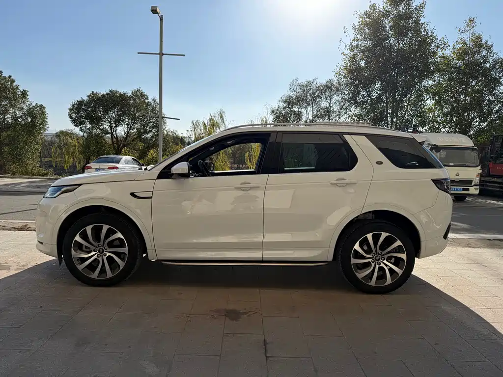 LAND ROVER DISCOVER SPORTS