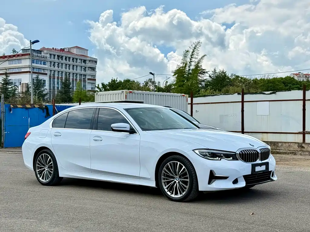 BMW 3 Series — миниатюра 3