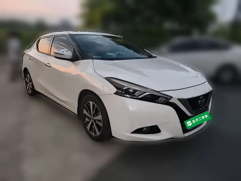Nissan Bluebird — миниатюра 3