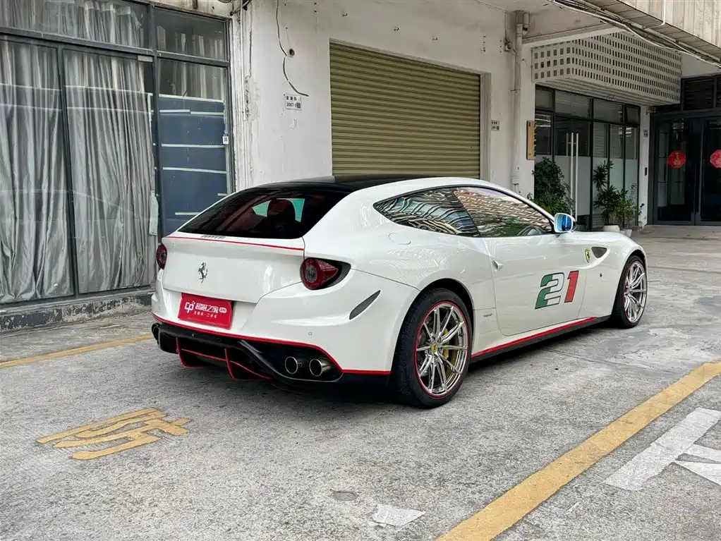 Ferrari FF 2012 6.3L V12