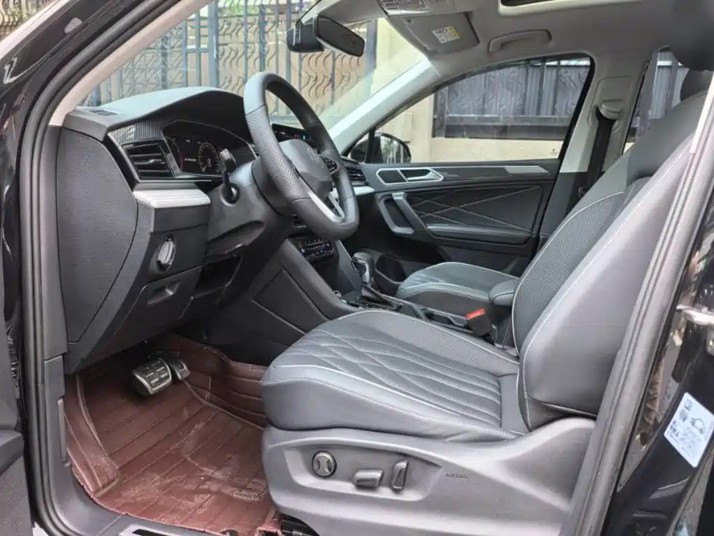 Volkswagen Tiguan L — миниатюра 7