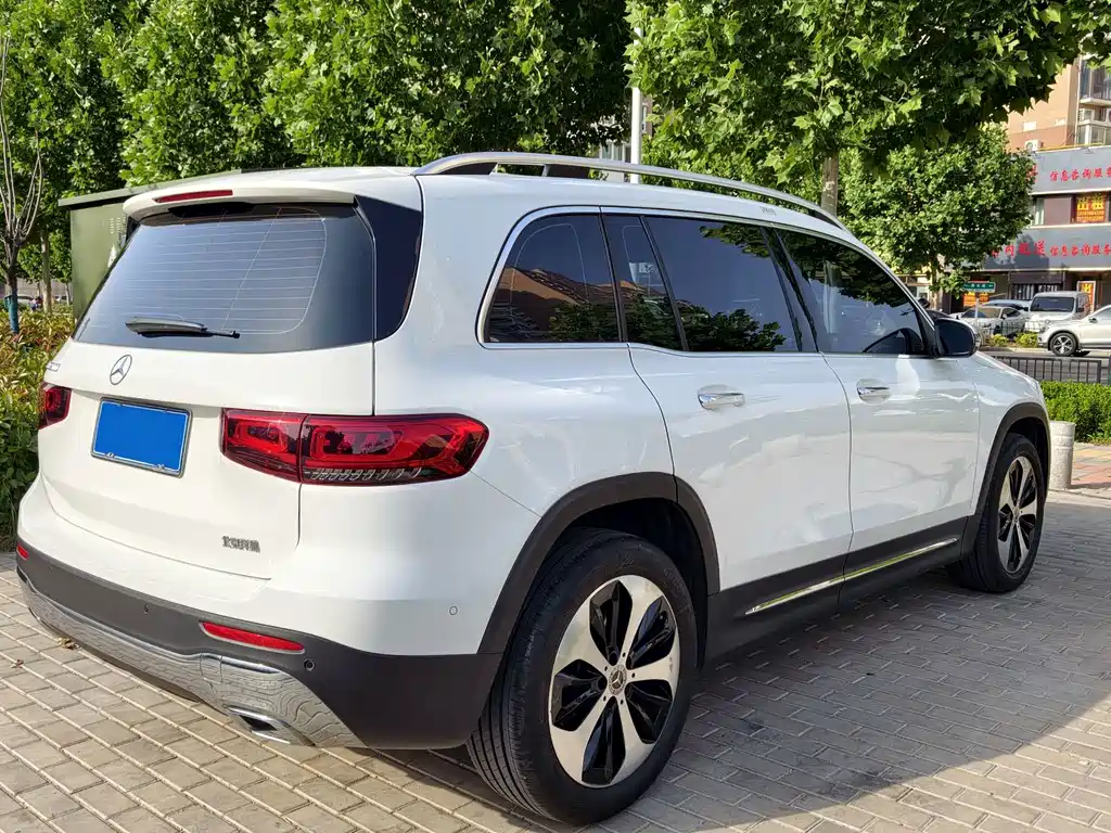 Mercedes-Benz GLB — миниатюра 7