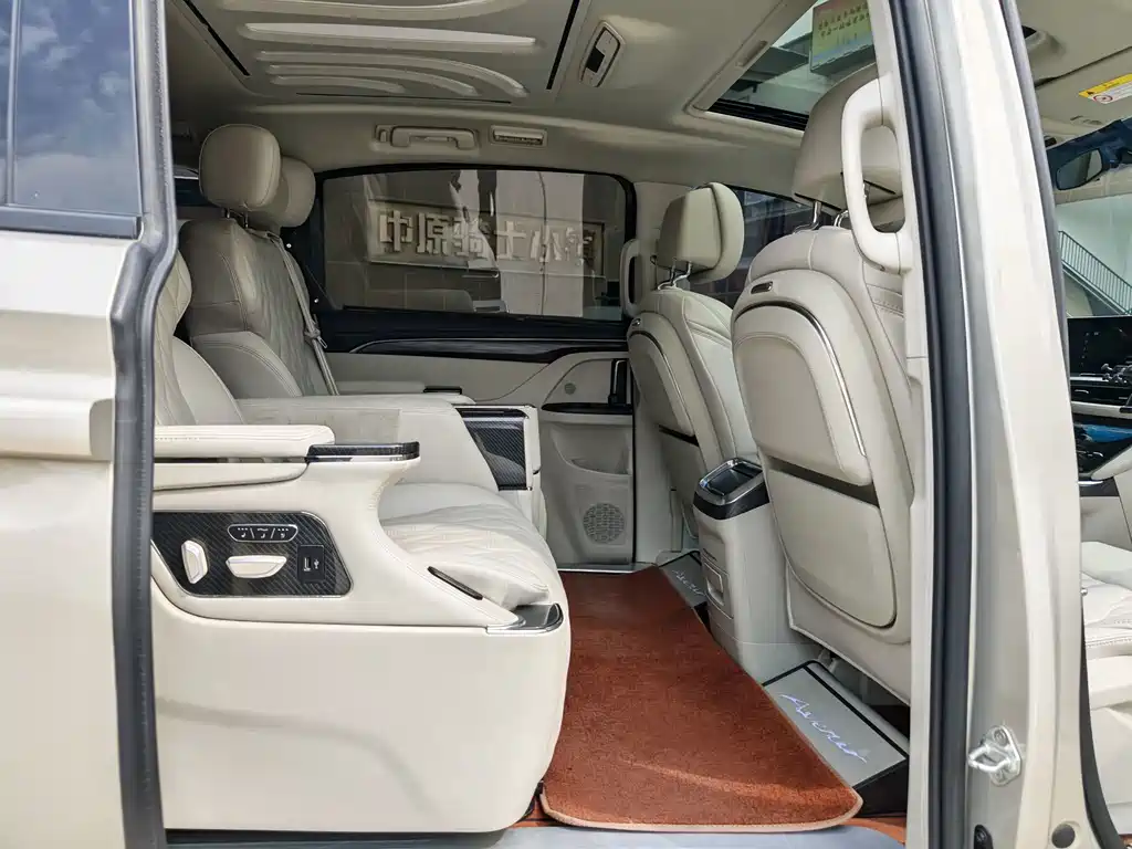 Buick GL8 — миниатюра 16