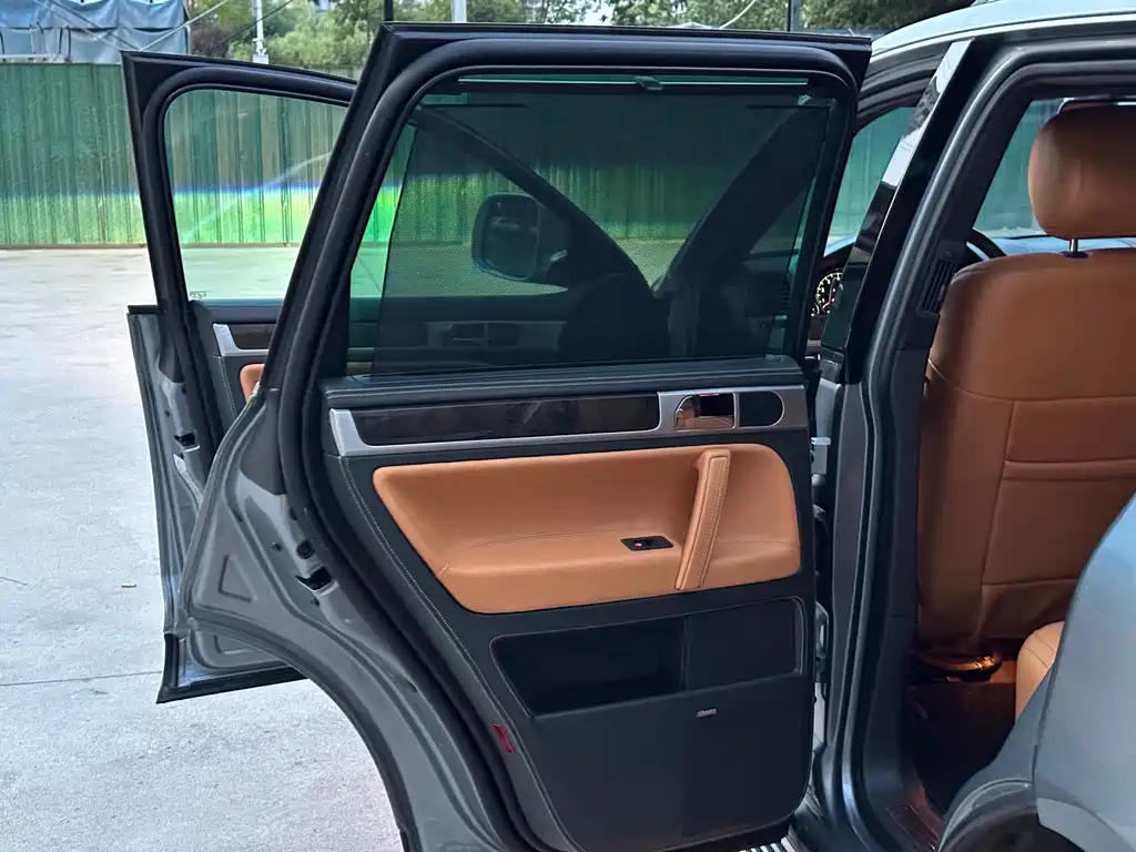 Volkswagen Touareg — миниатюра 19