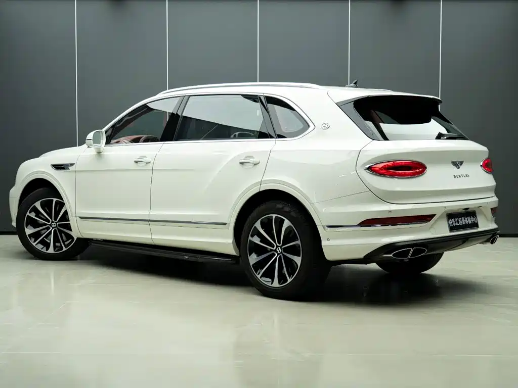 Bentley Bentayga — миниатюра 5