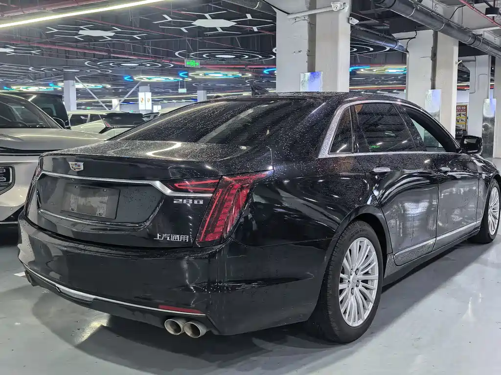 CADILLAC CT6