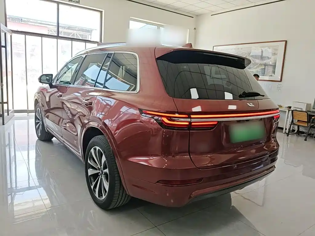 Li Auto ONE 2020 6 мест