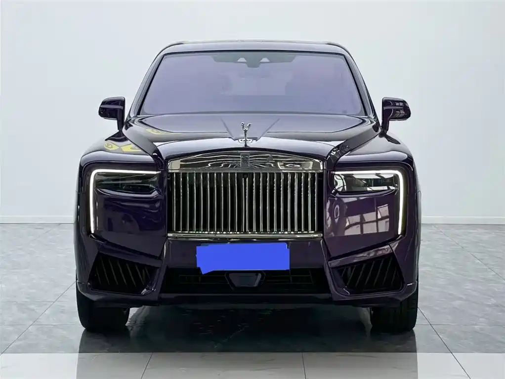 Rolls-Royce Cullinan 2018 мест