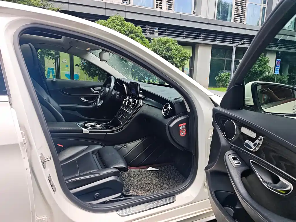 Mercedes-Benz C-Class C 2018 C 200 L Sport