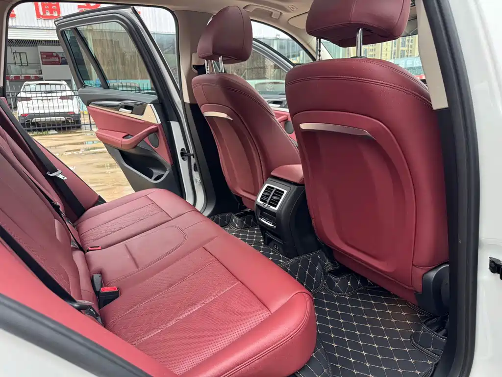 BMW iX3 — миниатюра 12