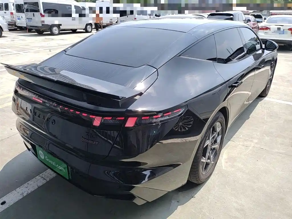 Lynk & Co Z10 2024 STARBUFF 95kWh 766km