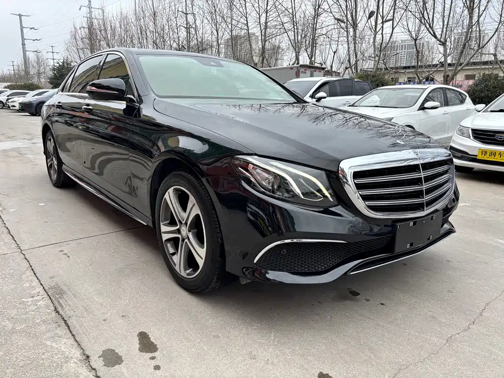 MERCEDES-BENZ E CLASS