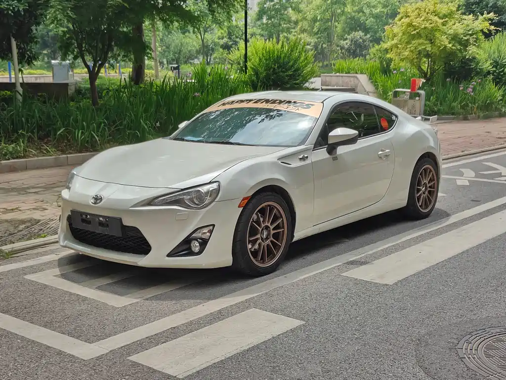 Купить Toyota 86
