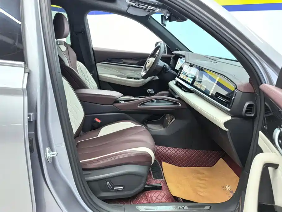 Geely Xingyue L — миниатюра 8