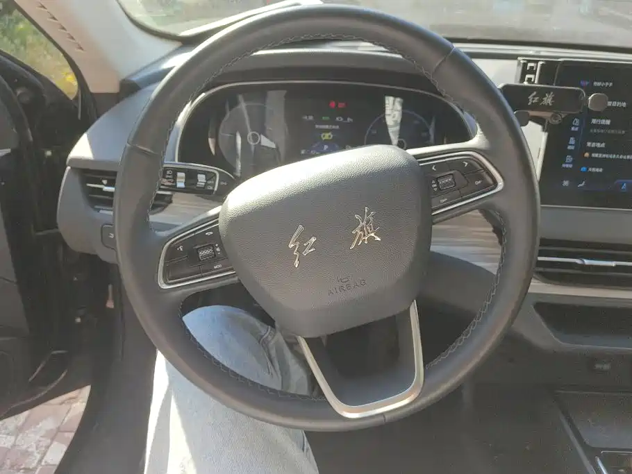 Hongqi Hongqi E-QM5 — миниатюра 15