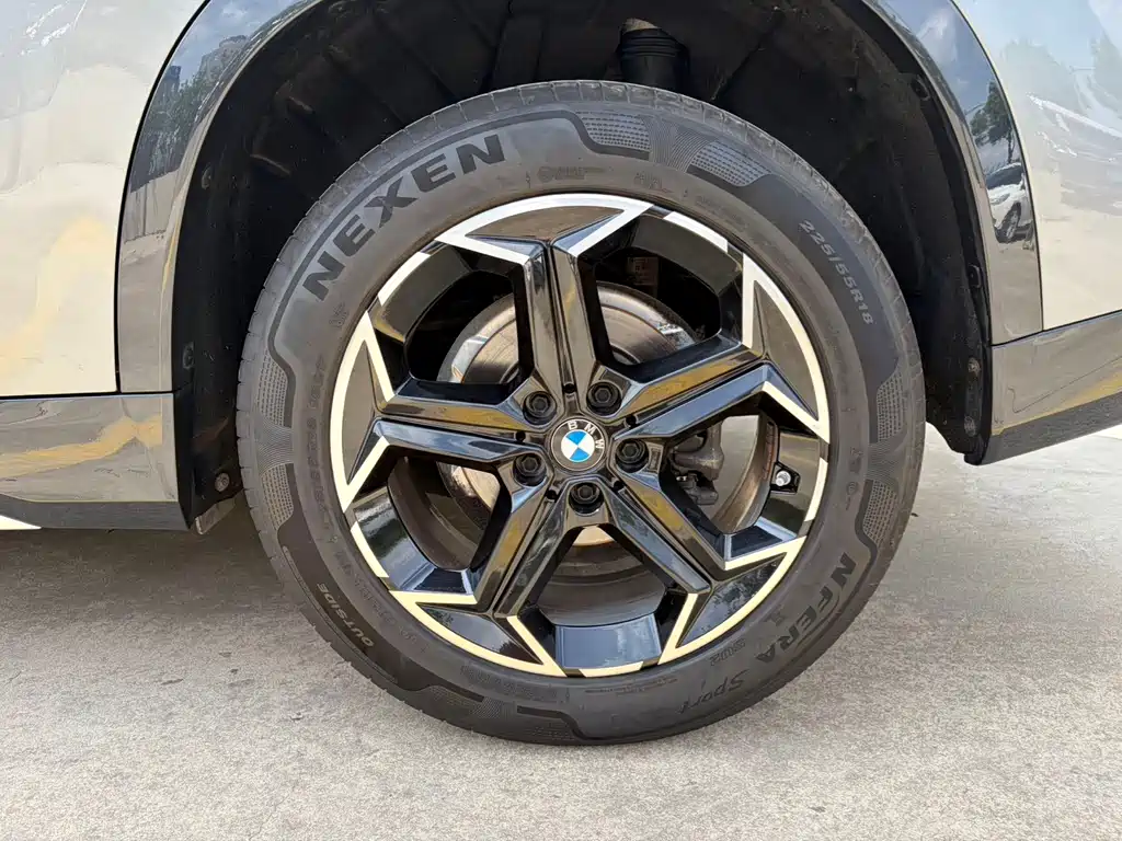 BMW X1 — миниатюра 22