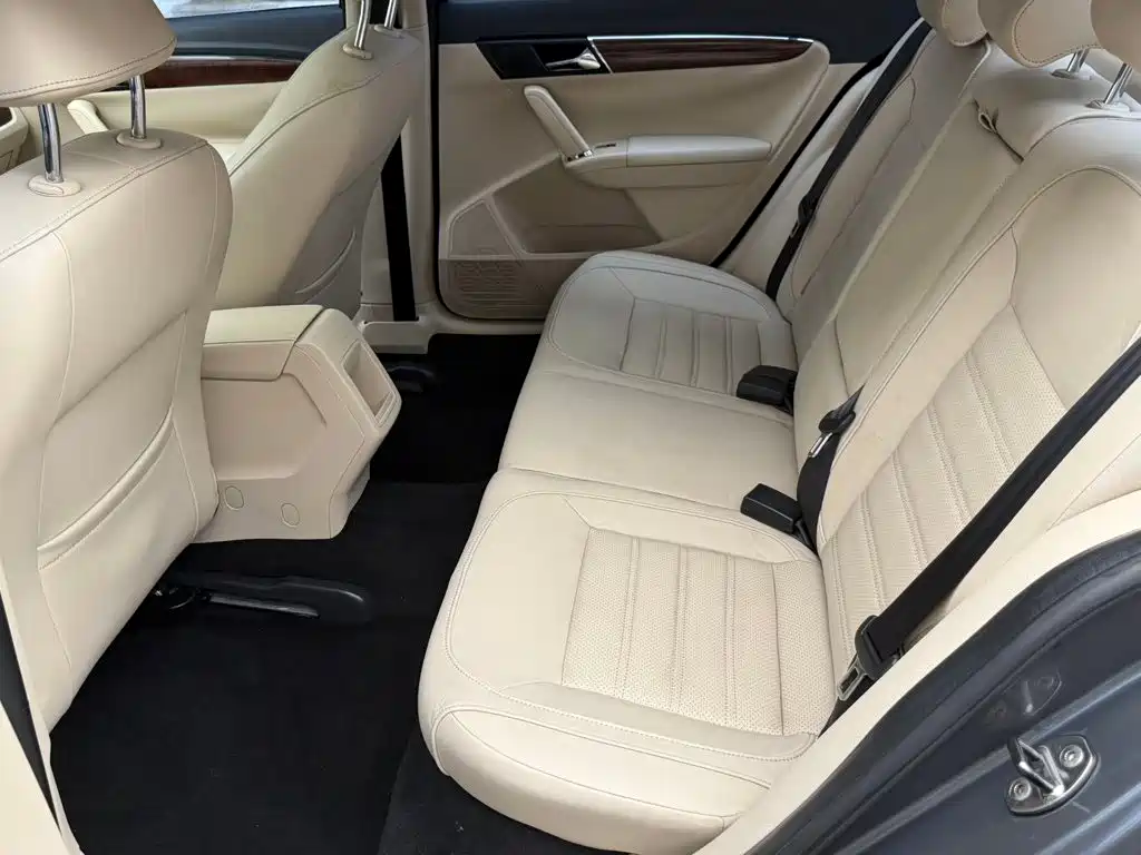 Volkswagen Lavida — миниатюра 8
