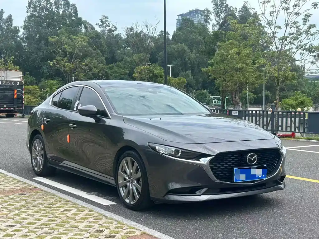 Mazda 3 Axela — миниатюра 3