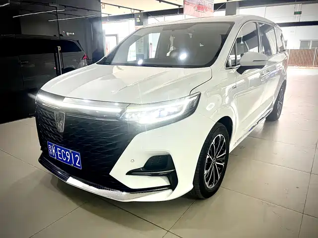 2022 Roewe iMAX8