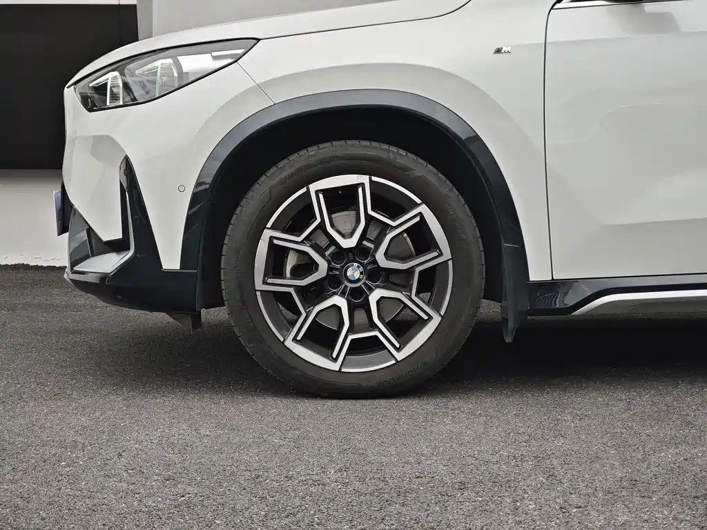 BMW X1 — миниатюра 17