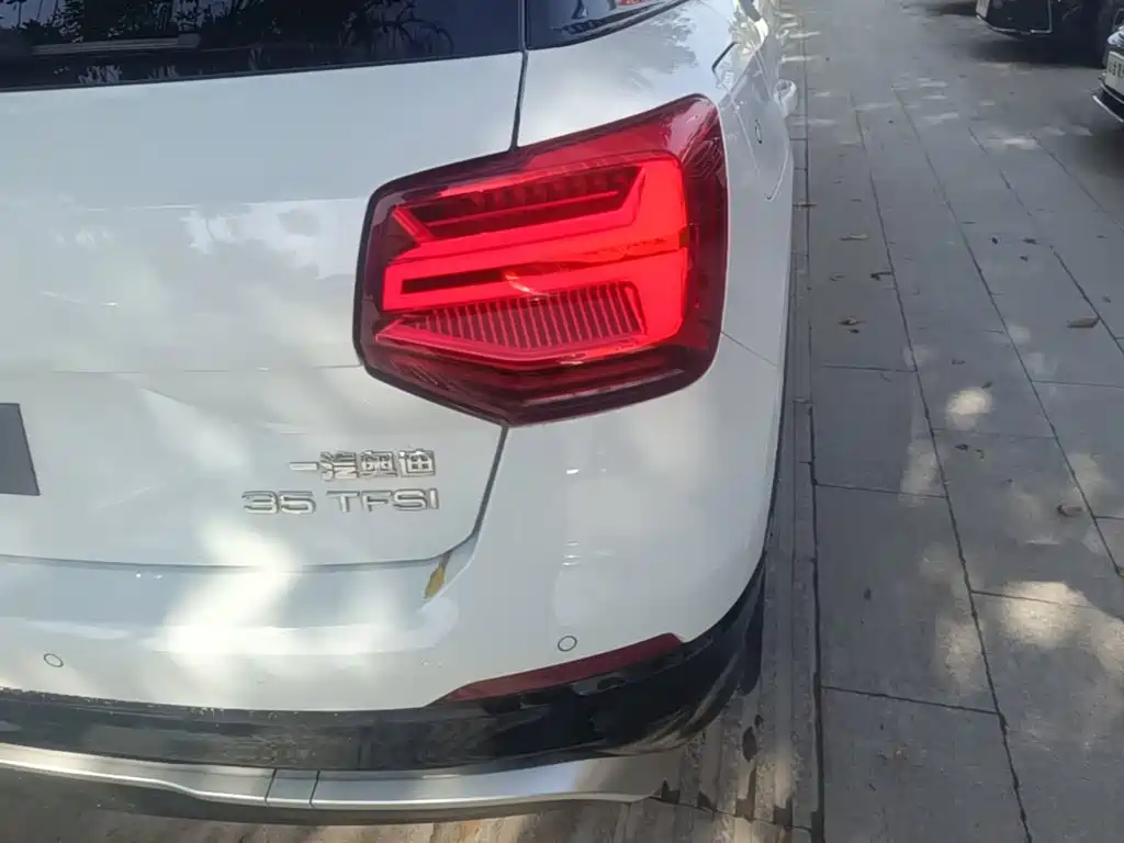 Audi Q2L — миниатюра 8