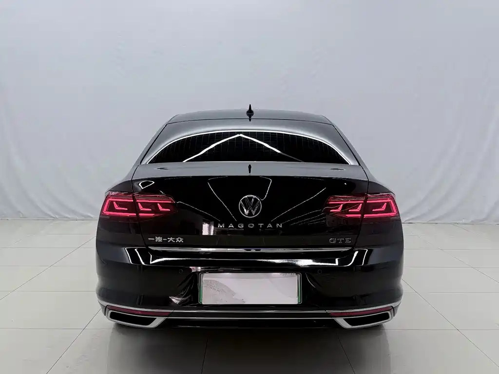 Volkswagen Magotan PHEV — миниатюра 12