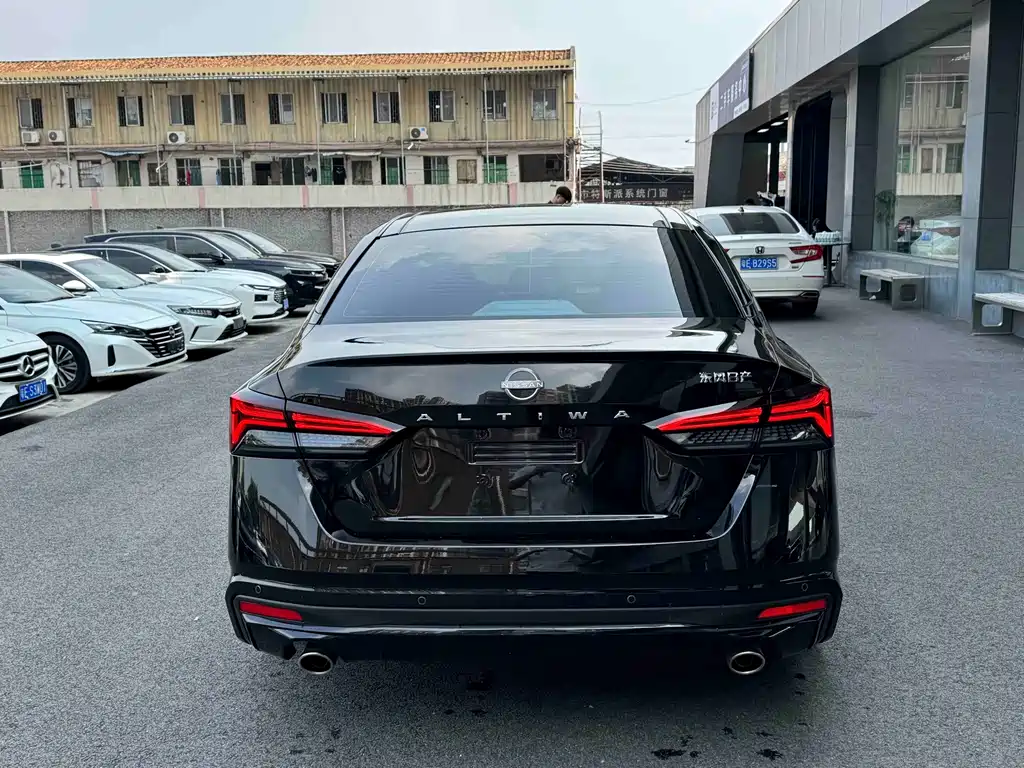 Nissan Teana — миниатюра 8