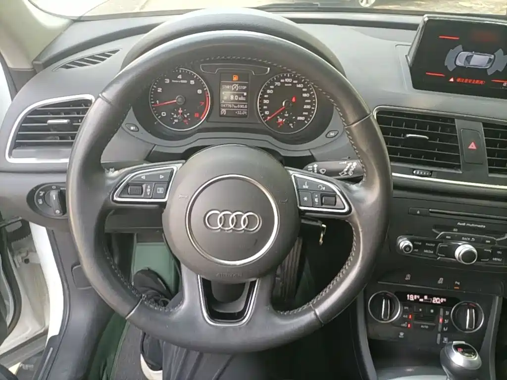 Audi Q3 — миниатюра 11