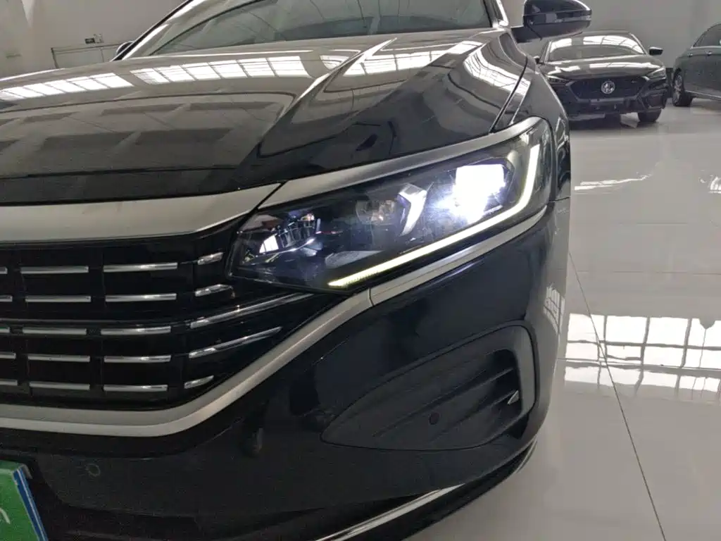 Volkswagen Passat — миниатюра 24