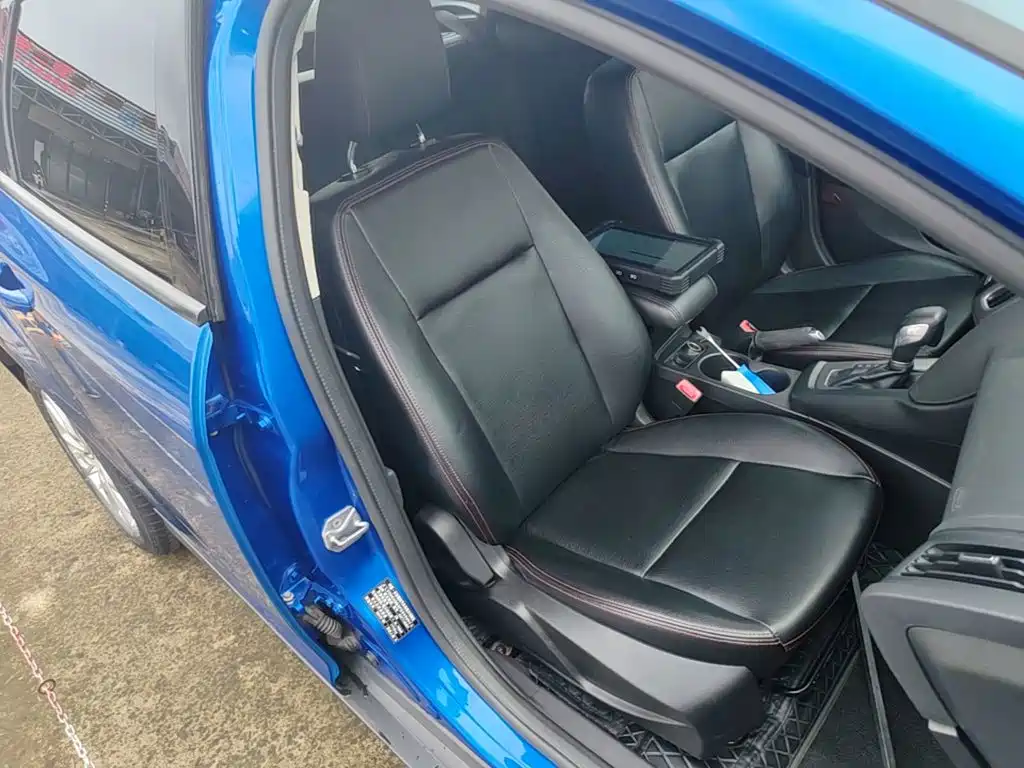 Ford Focus — миниатюра 25