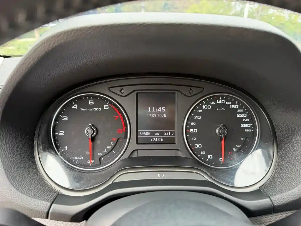 Audi Q2L — миниатюра 11