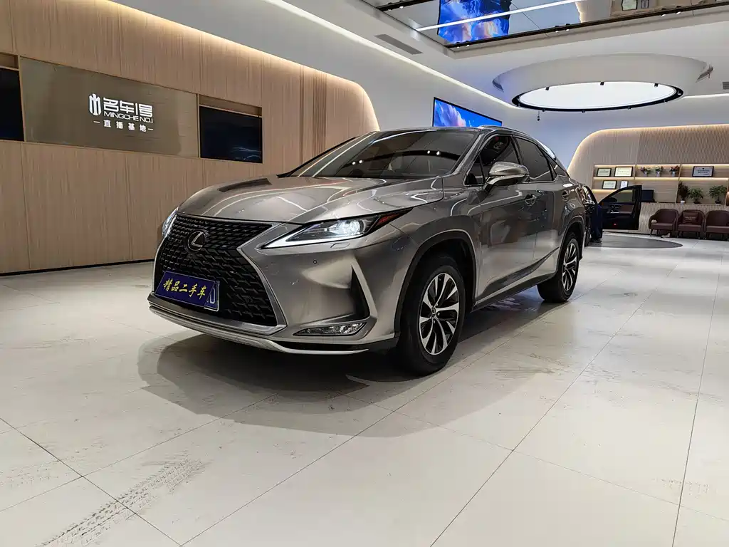 Lexus RX 2021