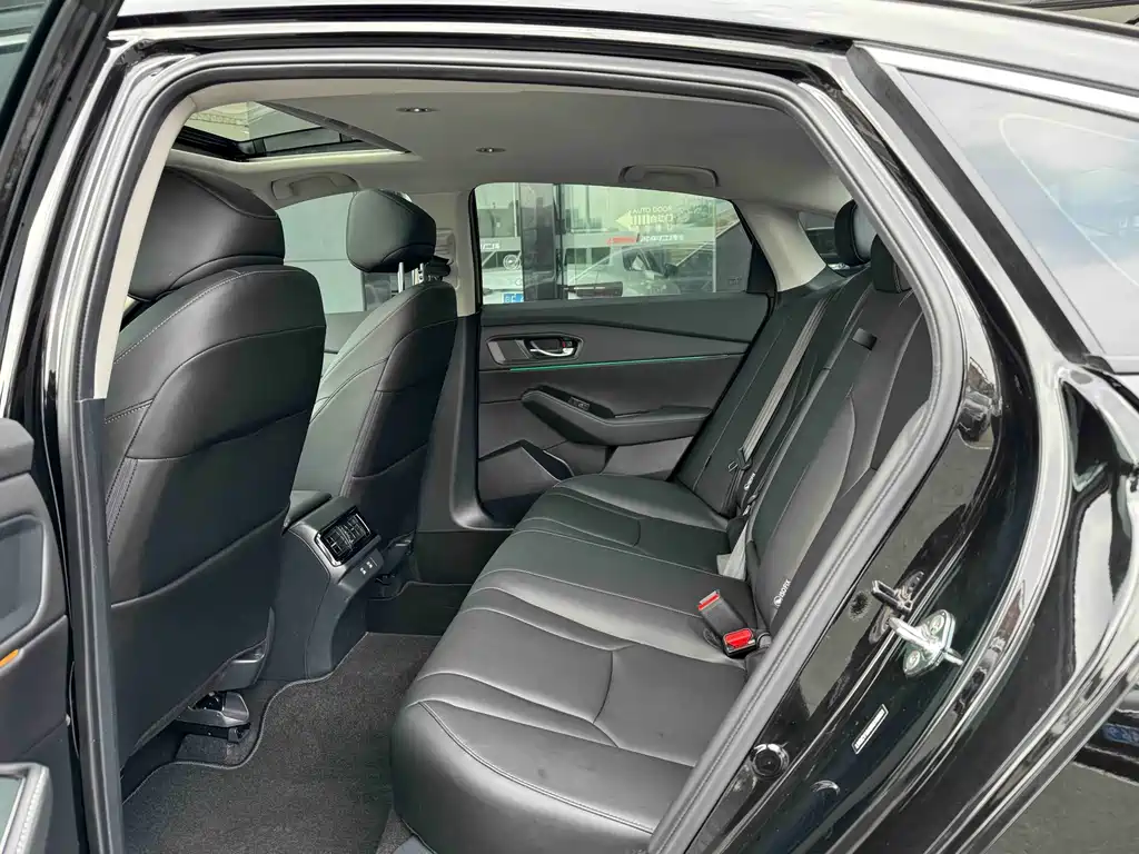 Honda Accord — миниатюра 6