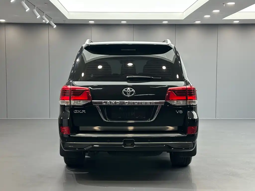 Toyota Land Cruiser — миниатюра 5