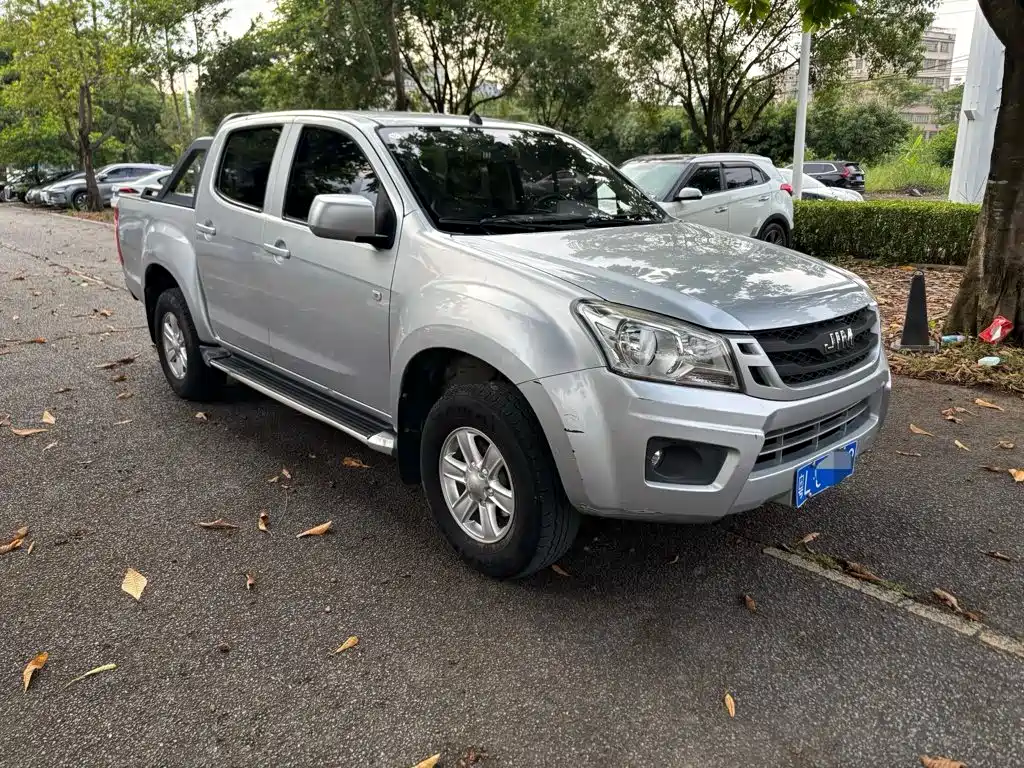 Isuzu RE-MAX Ruimai — миниатюра 8