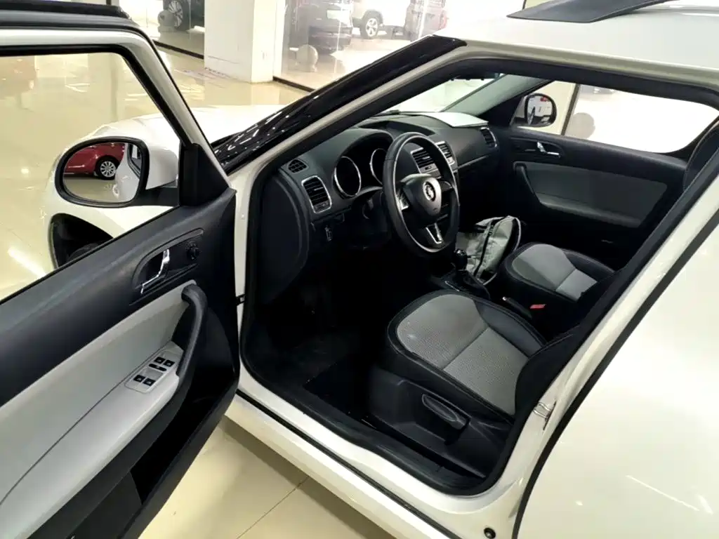 Skoda Yeti — миниатюра 16