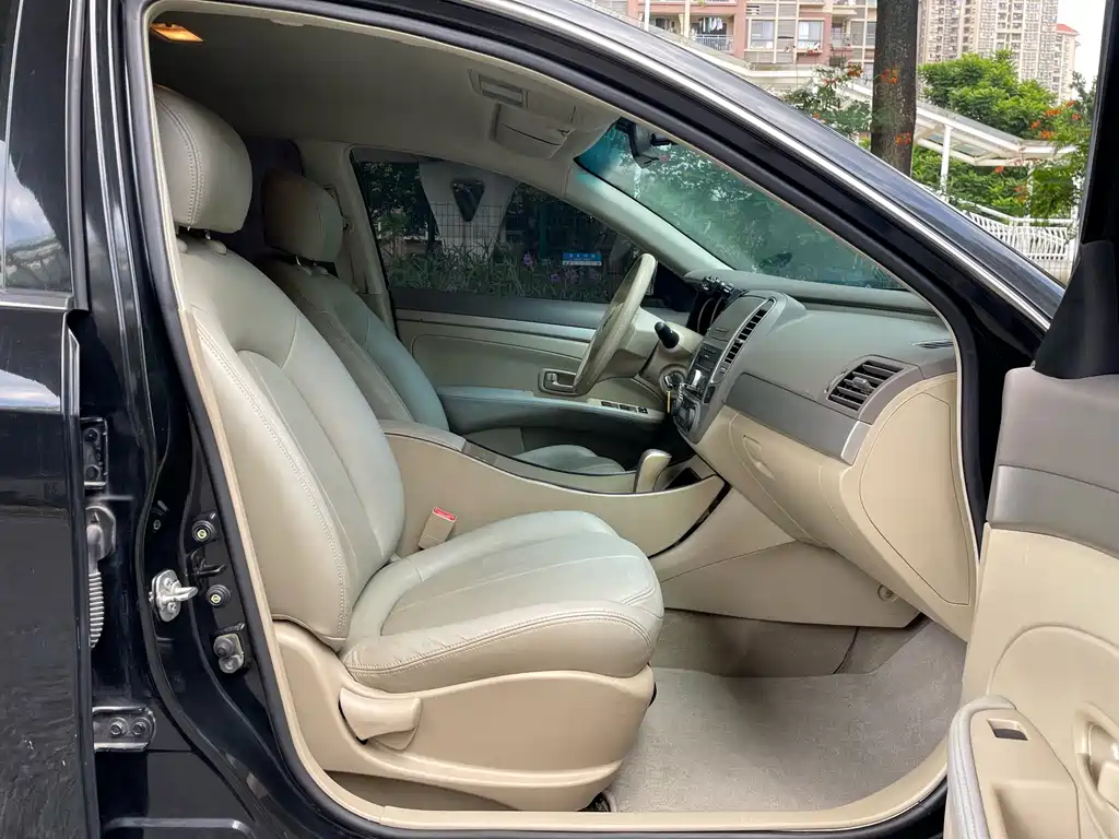 Nissan Sylphy — миниатюра 7