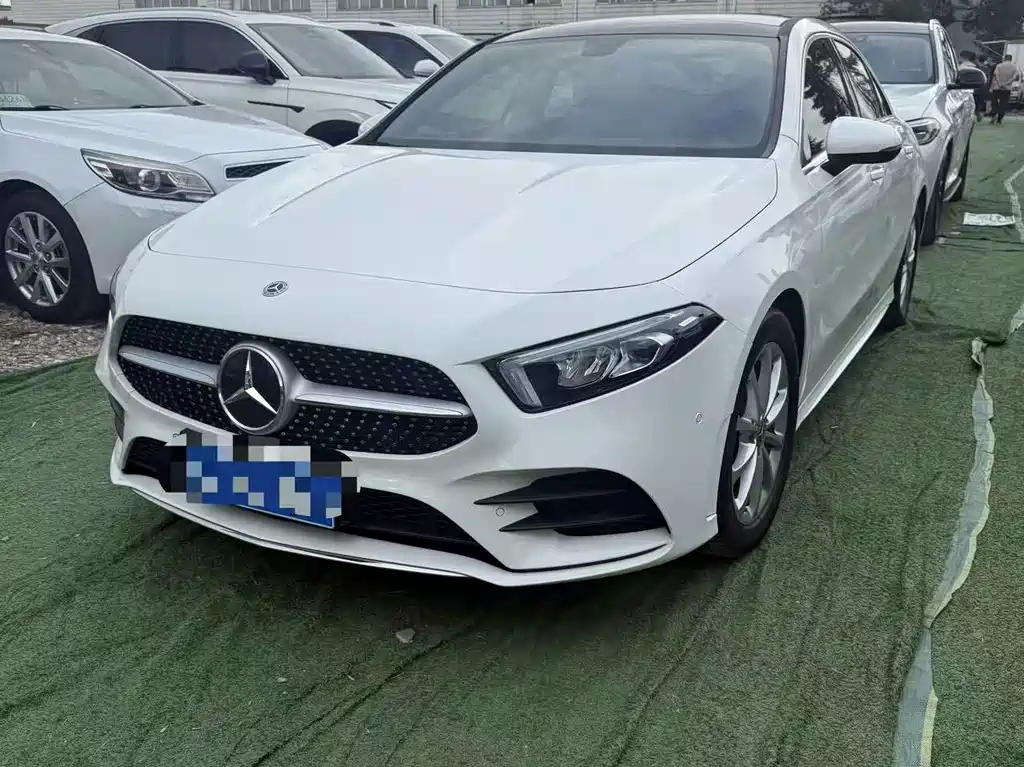 Mercedes-Benz A-Class — миниатюра 2