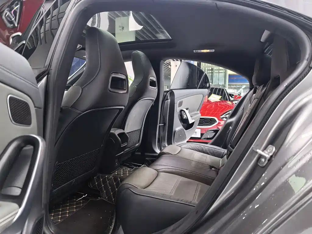Mercedes-Benz CLA AMG — миниатюра 5