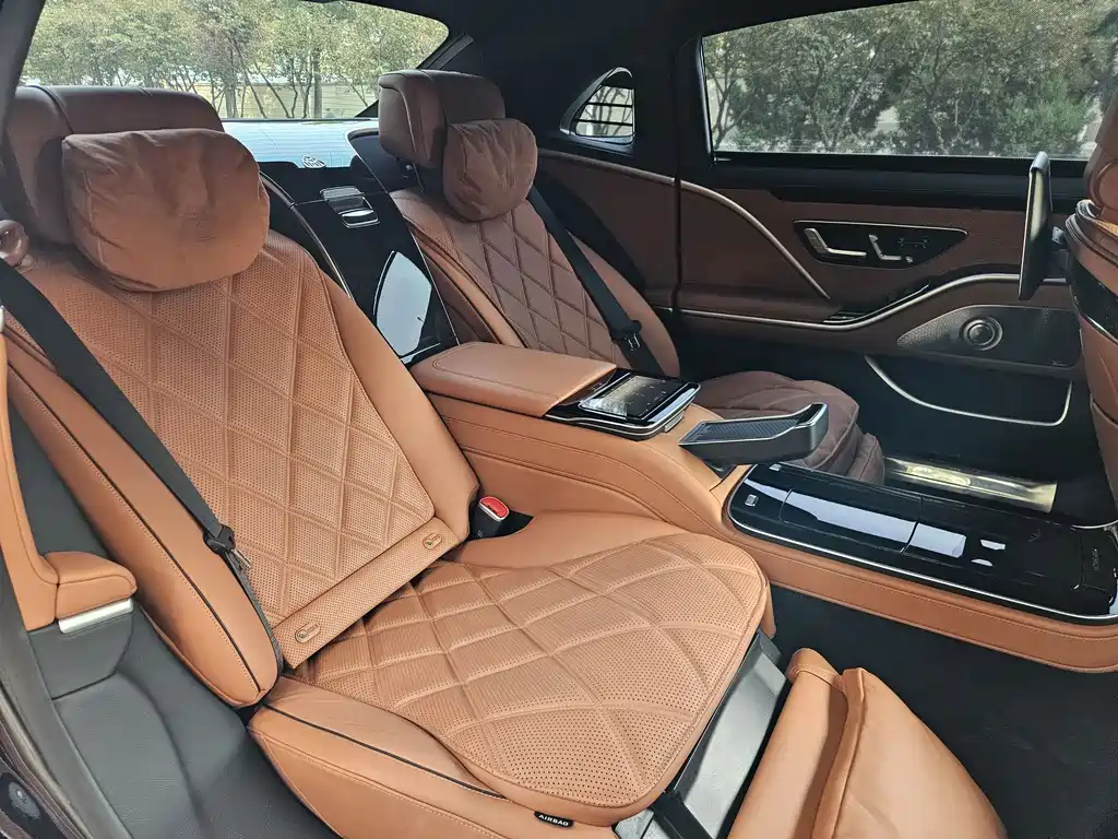 Mercedes-Benz S-Class — миниатюра 10