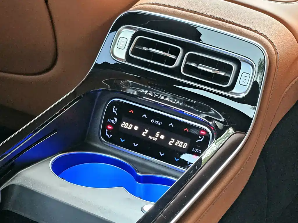 Mercedes-Benz S-Class — миниатюра 20