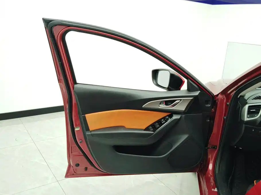 Mazda 3 Axela — миниатюра 7